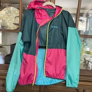 Cotopaxi Teca Unisex Windbreaker